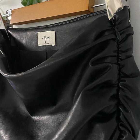 Wilfred Faux Leather Pencil Skirt - Picture 3 of 4